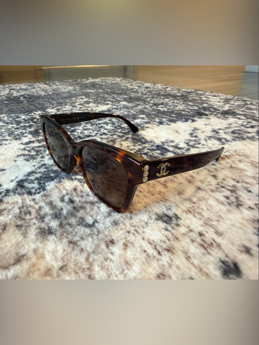 Authentic CHANEL Tortoiseshell Sunglasses w/ Faux Pearl & CC Logo Accent - Brown